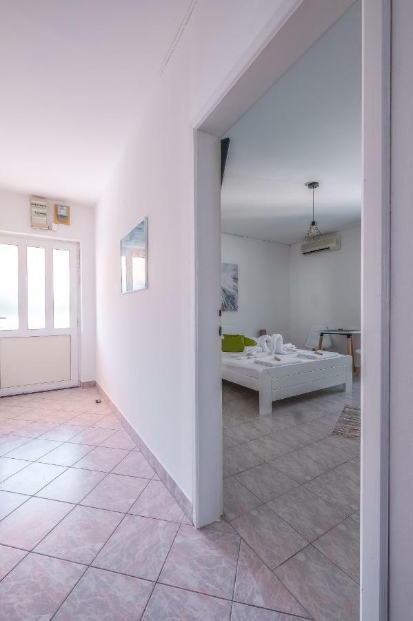 Lendas Studio Apartment Baška Voda Eksteriør billede