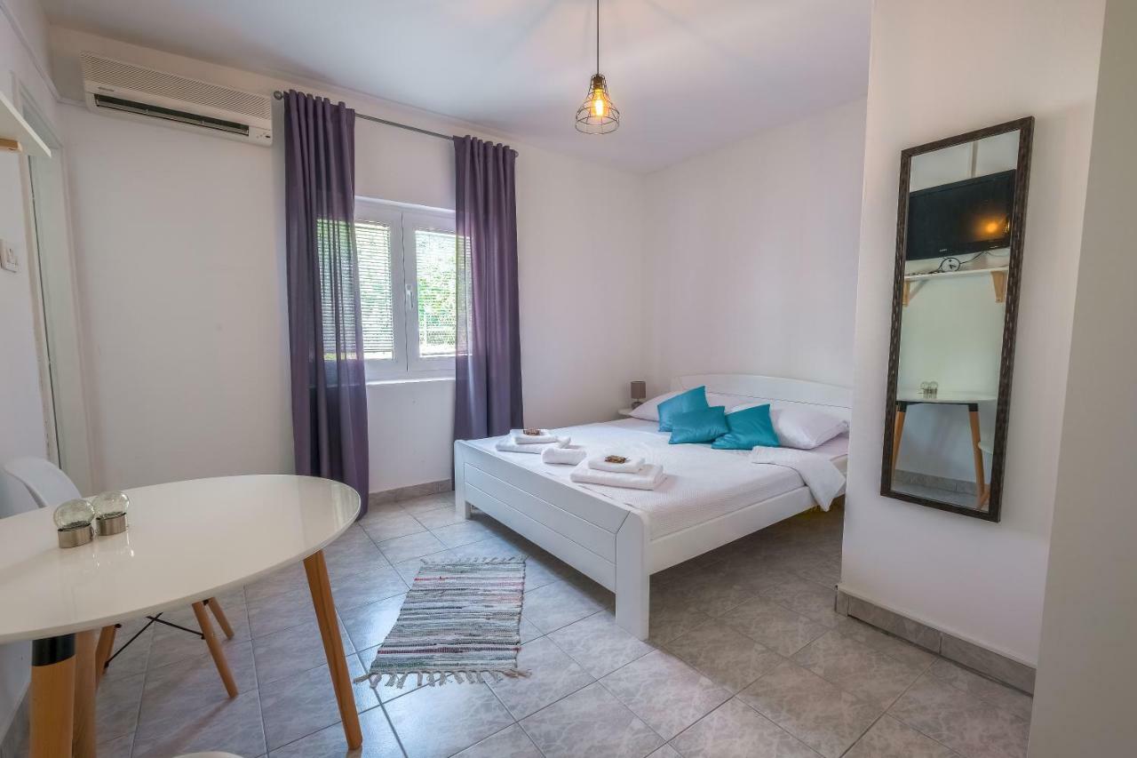 Lendas Studio Apartment Baška Voda Eksteriør billede
